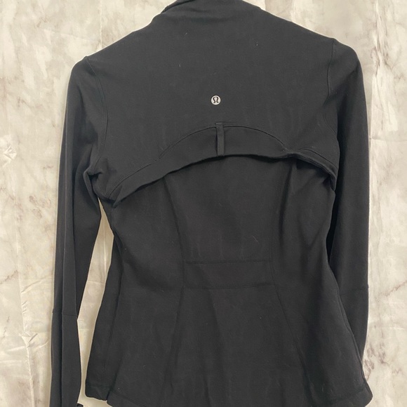 lululemon athletica Jackets & Blazers - Lulu jacket. Size 6.